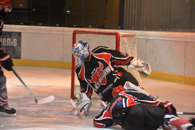 Photo hockey Division 1 - Division 1 : 3me journe : Neuilly/Marne vs Nantes - Les Bisons sortent de la brume