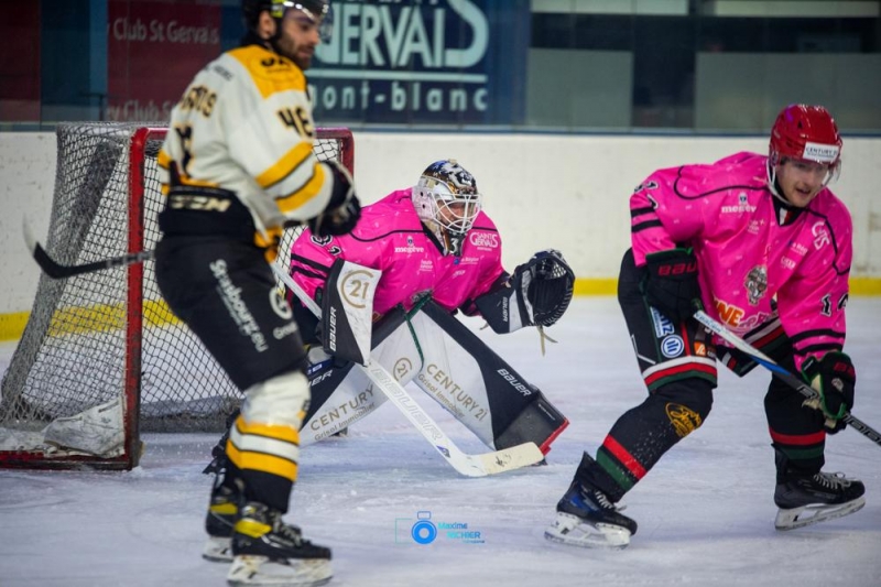 Photo hockey Division 1 - Division 1 : 4me journe : Mont-Blanc vs Strasbourg  - La bonne toile, Mont-Blanc mo-rose.