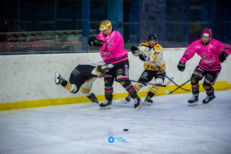 Photo hockey Division 1 - Division 1 : 4me journe : Mont-Blanc vs Strasbourg  - La bonne toile, Mont-Blanc mo-rose.