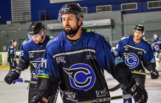 Photo hockey Division 1 - Division 1 : 4me journe : Nantes vs Cergy-Pontoise - Nantes sombre  domicile