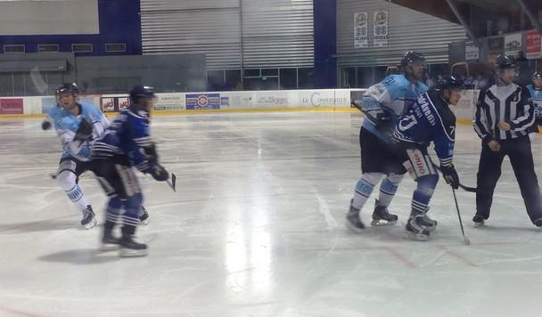 Photo hockey Division 1 - Division 1 : 4me journe : Nantes vs Tours  - Derby choc dans une ambiance de feu