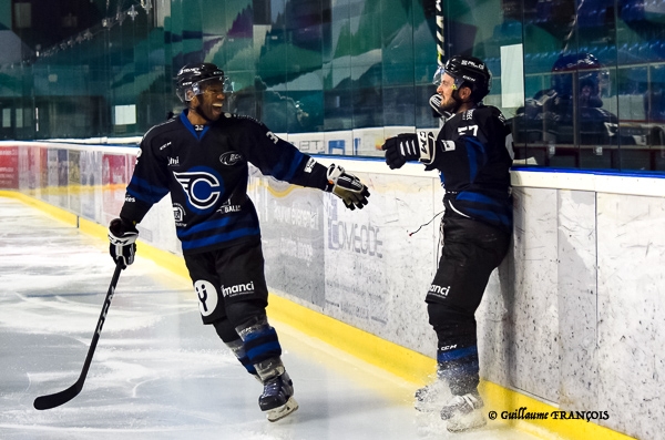 Photo hockey Division 1 - Division 1 : 6me journe : Nantes vs Cholet  - Nantes enchane par une 3e victoire