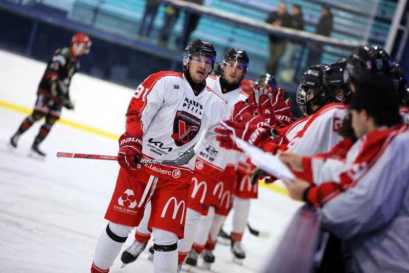 Photo hockey Division 1 - Division 1 : 7me journe : Mont-Blanc vs Valenciennes - Mont-Blanc  larrache