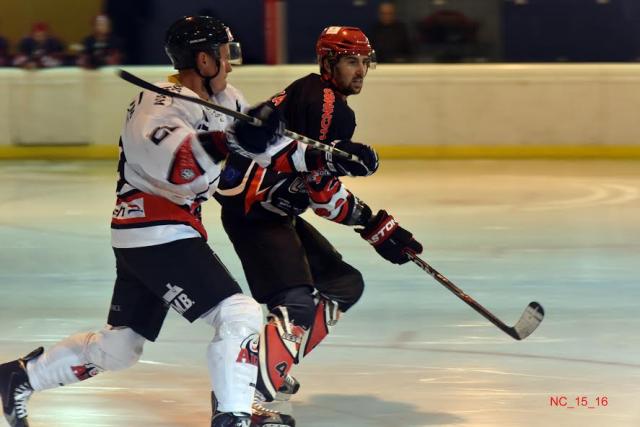 Photo hockey Division 1 - Division 1 : 8me journe : Neuilly/Marne vs Nice - De la lumire au chaos