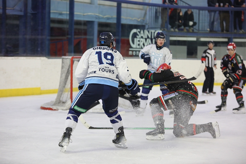 Photo hockey Division 1 - Division 1 : 9me journe : Mont-Blanc vs Tours  - Mont-Blanc en feu face au leader !