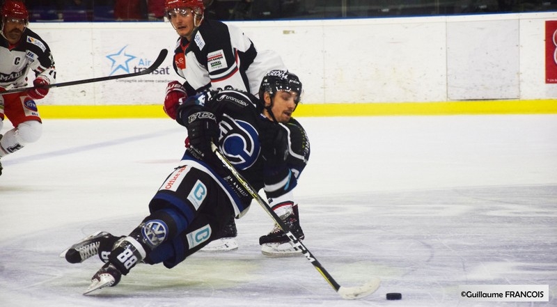 Photo hockey Division 1 - Division 1 : 9me journe : Nantes vs Anglet - 9me Victoire  larrache pour lHormadi