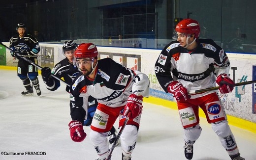 Photo hockey Division 1 - Division 1 : playoff, demi finale, match 3 : Nantes vs Anglet - Les Nantais tombent en demi 