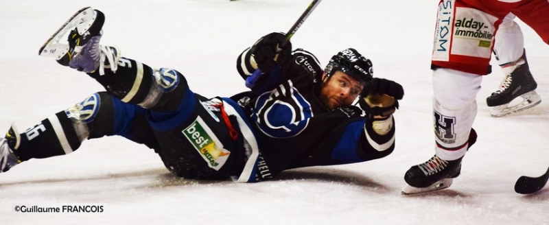 Photo hockey Division 1 - Division 1 : playoff, demi finale, match 3 : Nantes vs Anglet - Les Nantais tombent en demi 