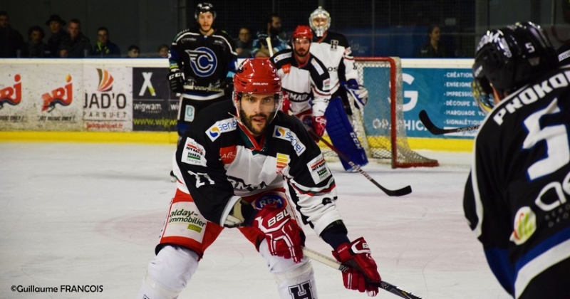 Photo hockey Division 1 - Division 1 : playoff, demi finale, match 3 : Nantes vs Anglet - Les Nantais tombent en demi 