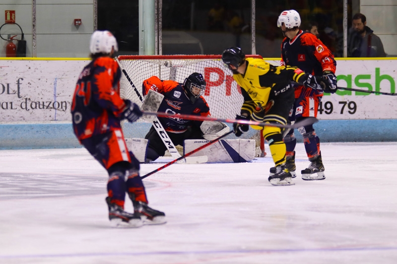 Photo hockey Division 1 - Division 1 - Poule de maintien - J6 : Clermont-Ferrand vs Chambry - Clap de fin pour Clermont