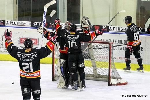 Photo hockey Division 1 - Division 1 : quart de finale, match 2 : Nice vs Nantes - Nice en 1/2