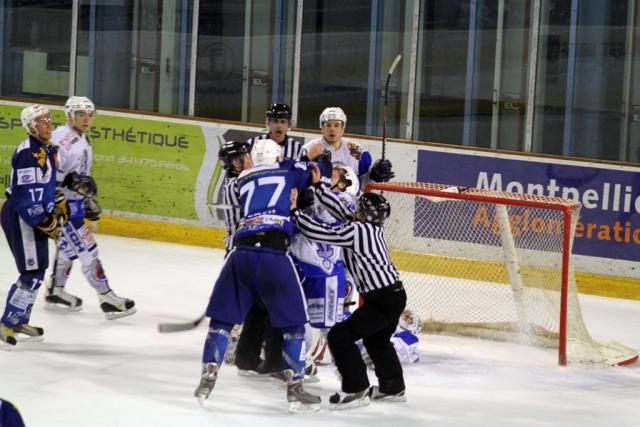 Photo hockey Division 1 - Division 1, 1/4 de finale, match aller : Montpellier  vs Reims - A la drive 