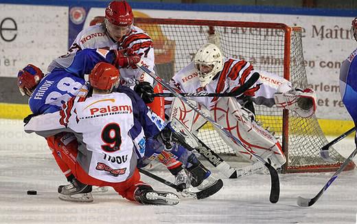 Photo hockey Division 2 - D2 : 10me journe - B : Lyon vs Cholet  - Lyon soffre la place de leader