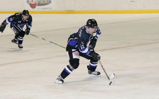 Photo hockey Division 2 - D2 : 11me journe poule A : Nantes vs Tours  - Les Diables Noirs coulent de vaillants Corsaires