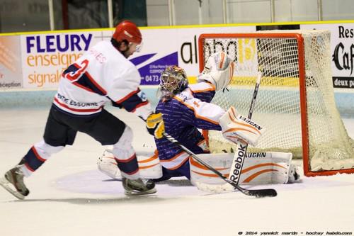 Photo hockey Division 2 - D2 : 12me journe - A : Clermont-Ferrand vs Evry  - Les Sangliers Arvernes craquent