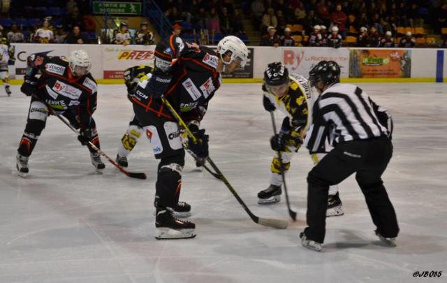 Photo hockey Division 2 - D2 : 13me journe - A : La Roche-sur-Yon vs Roanne - Un cadeau de dernire minute