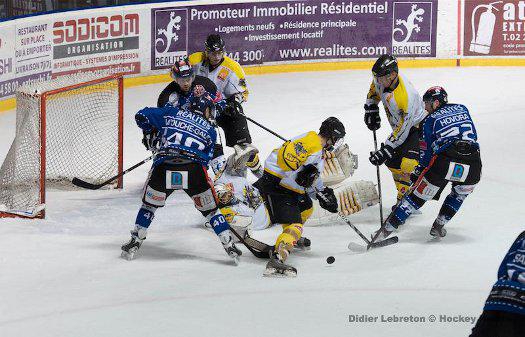 Photo hockey Division 2 - D2 : 15me journe - B : Nantes  vs Rouen II - Nantes poursuit sa course en solitaire