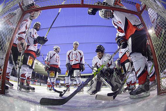 Photo hockey Division 2 - D2 : 15me journe poule A : Lyon vs Courchevel-Mribel-Pralognan - A trois temps