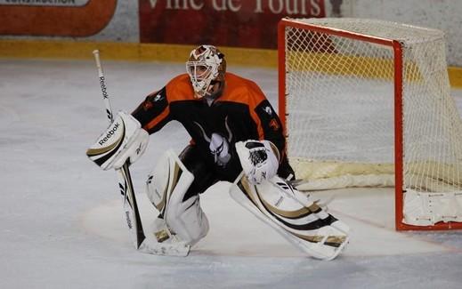 Photo hockey Division 2 - D2 : 15me journe poule A : Tours  vs Clermont-Ferrand - Travail d