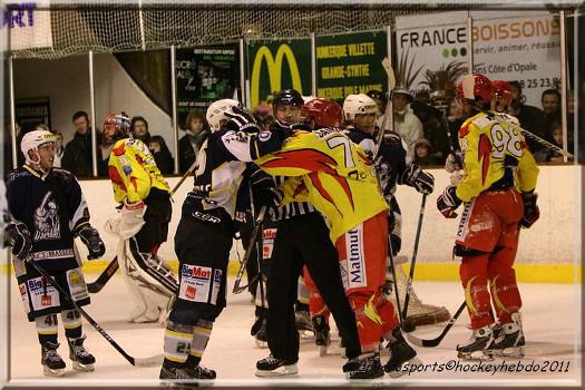 Photo hockey Division 2 - D2 : 17me journe - A : Dunkerque vs Orlans - Dunkerque fte son carnaval