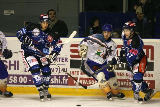 Photo hockey Division 2 - D2 : 17me journe - B : Nantes vs Clermont-Ferrand - Une victoire de plus pour les Corsaires mais