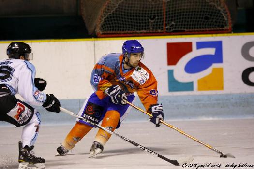 Photo hockey Division 2 - D2 : 18me journe - B : Clermont-Ferrand vs Tours  - Clermont aux abonns absents