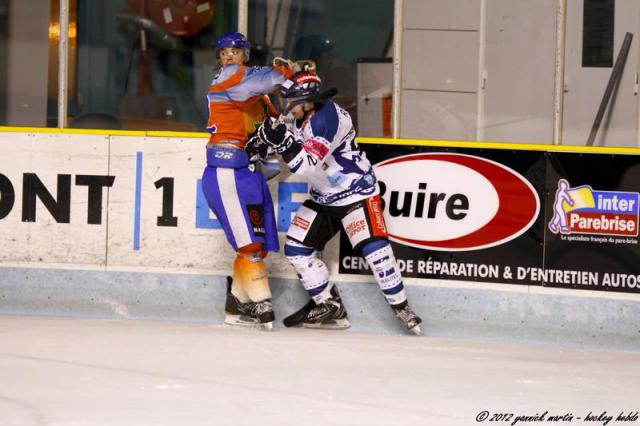 Photo hockey Division 2 - D2 : 2me journe - B : Clermont-Ferrand vs Nantes - Clermont surprend puis craque