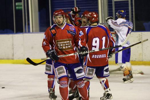 Photo hockey Division 2 - D2 : 7me journe - B : Asnires vs Clermont-Ferrand - Les Castors, enfin une victoire