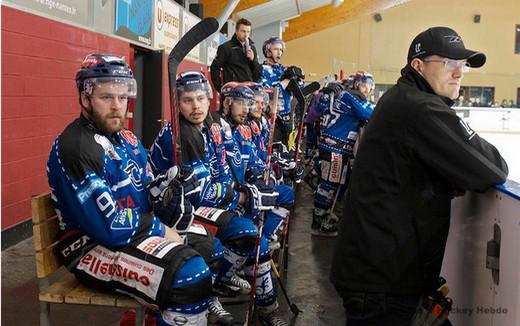 Photo hockey Division 2 - D2 : Play-off : 1/2 finale, match 2 : Nantes vs Paris (FV) - Nantes au Paradis, Paris aux enfers