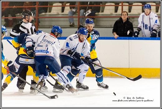 Photo hockey Division 2 - D2 : Play Off - 1/4 de finale - Aller : Limoges vs Paris (FV) - D2 : Reportage photos