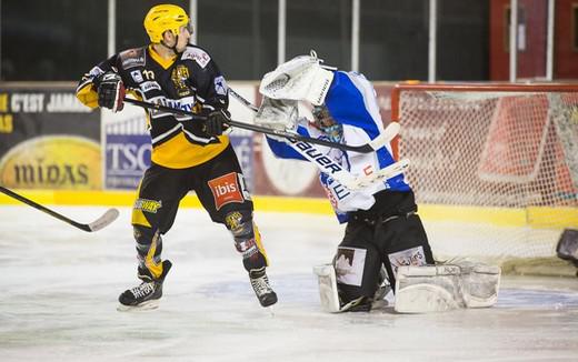 Photo hockey Division 2 - D2 : Play Off - 1/8me de finale - Aller : Strasbourg II vs Courchevel-Mribel-Pralognan - Val Vanoise gagne la premire manche