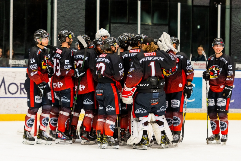 Photo hockey Division 2 - D2 : Play-off 8me de Finale Retour : Morzine-Avoriaz vs Angers II - Qualification des Pingouins