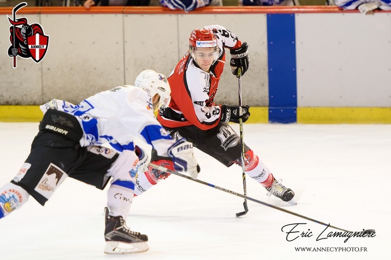 Photo hockey Division 2 - Division 2 : 13me journe : Annecy vs Courchevel-Mribel-Pralognan - Un derby explosif