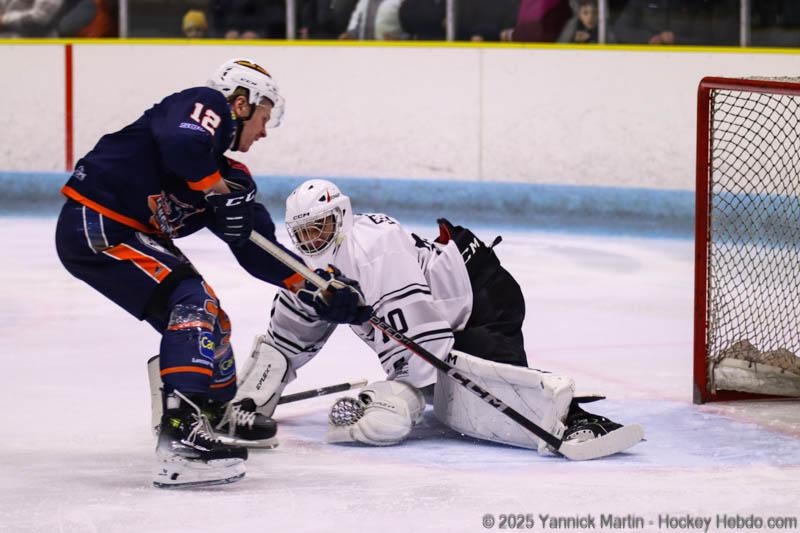 Photo hockey Division 2 - Division 2 : 15me journe : Clermont-Ferrand vs Toulouse-Blagnac - Clermont : Si prs du but