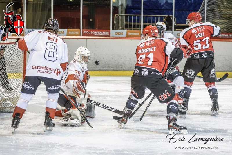 Photo hockey Division 2 - Division 2 : 17me journe : Annecy vs Morzine-Avoriaz - Les Chevaliers arrachent un point  Morzine
