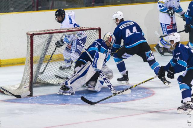 Photo hockey Division 2 - Division 2 : 2me journe : Marseille vs Villard-de-Lans - Dbuts soigns pour le MHC