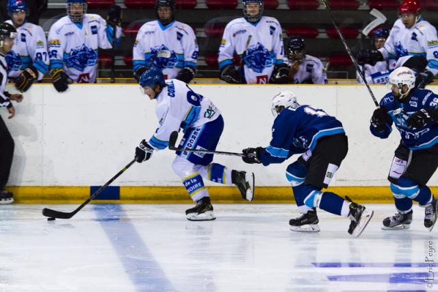 Photo hockey Division 2 - Division 2 : 2me journe : Marseille vs Villard-de-Lans - Dbuts soigns pour le MHC