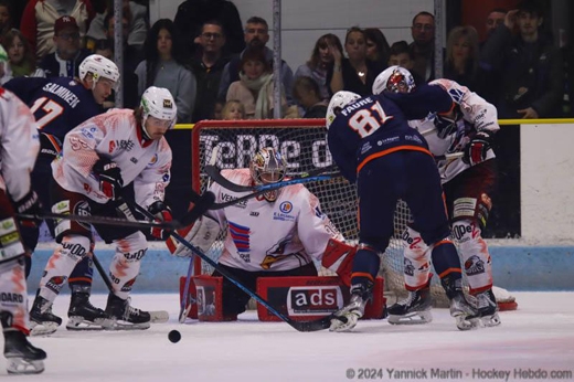 Photo hockey Division 2 - Division 2 : 6me journe : Clermont-Ferrand vs La Roche-sur-Yon - Clermont corrig par le HOGLY