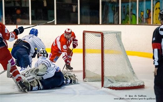 Photo hockey Division 2 - Division 2 : 7me journe - B : Valence vs Paris (FV) - Les Lynx croquent les Franais Volants