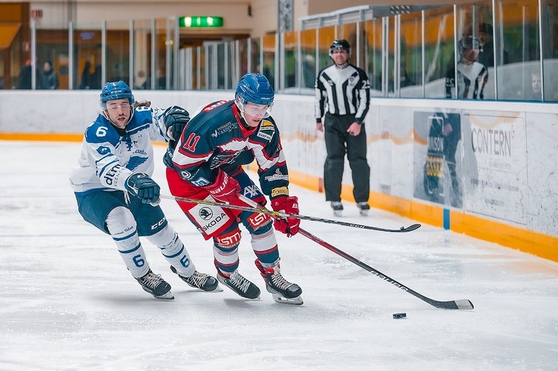 Photo hockey Division 2 - Division 2 : 8me journe : Luxembourg vs Paris (FV) - Les Franais volants s