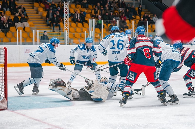 Photo hockey Division 2 - Division 2 : 8me journe : Luxembourg vs Paris (FV) - Les Franais volants s