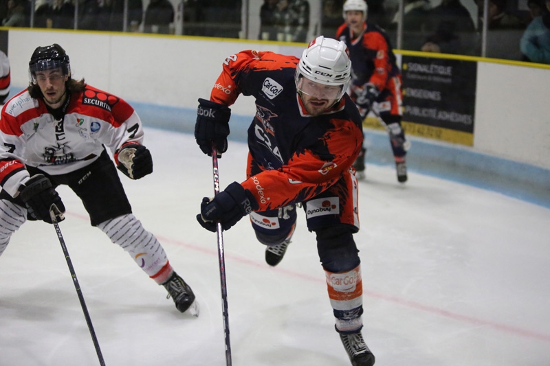 Photo hockey Division 2 - Division 2 - Et de deux... Victoire pour Clermont