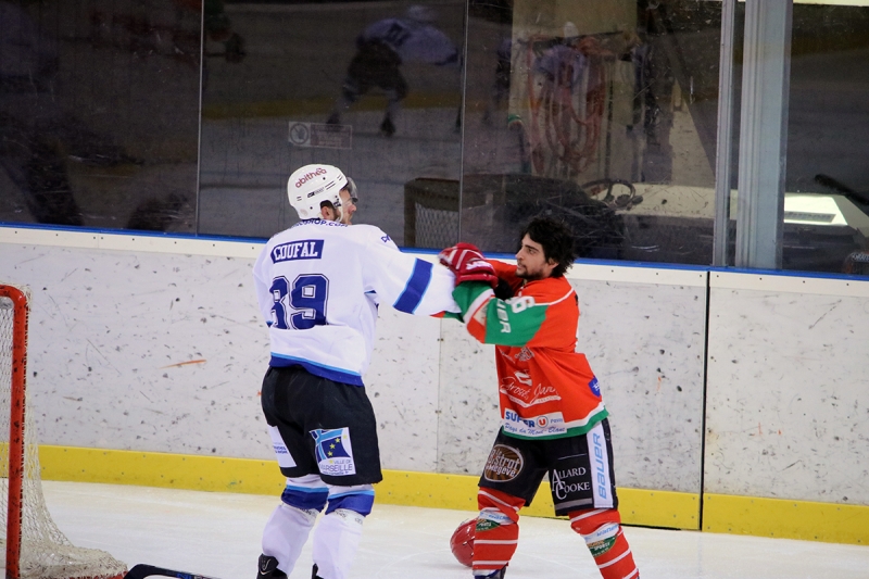 Photo hockey Division 2 - Division 2 - Play-off , quart de finale, match 2 : Mont-Blanc vs Marseille - D2 : Le Mont-Blanc dans le dernier carr