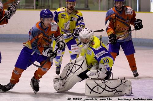 Photo hockey Division 3 -  : Clermont-Ferrand II vs Toulon - Abordage russi pour les Boucaniers