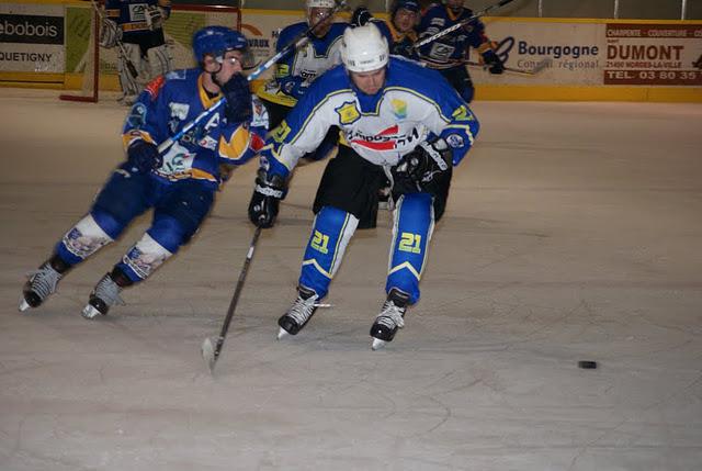 Photo hockey Division 3 - D3 : 5me journe : Dijon II vs Chlons-en-Champagne - D3 : Trop tard