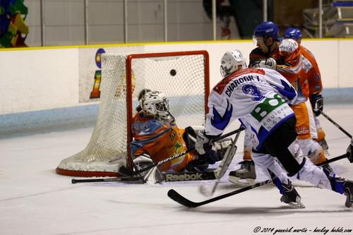 Photo hockey Division 3 - D3 : journe du 18/01/2014 : Clermont-Ferrand II vs Val Vanoise II - Du mieux pour les Sangliers... Mais sans victoire