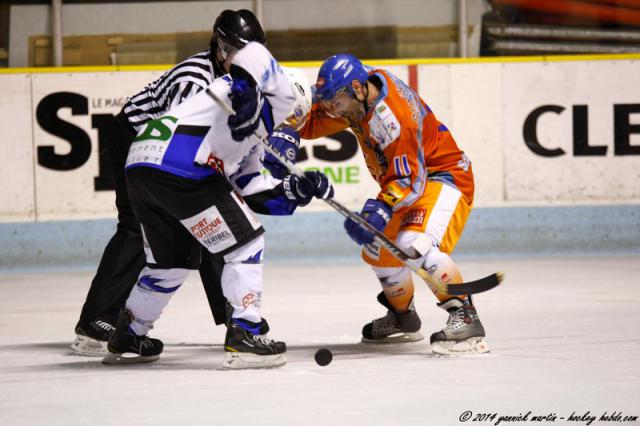 Photo hockey Division 3 - D3 : journe du 18/01/2014 : Clermont-Ferrand II vs Val Vanoise II - Du mieux pour les Sangliers... Mais sans victoire