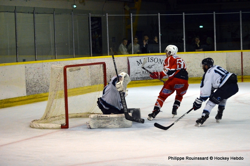 Photo hockey Division 3 - D3 -1/4 finale Retour : Dijon  vs Tours II - Messire le Duc abat les Remparts