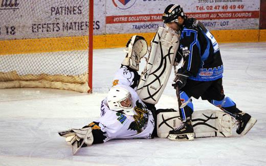 Photo hockey Division 3 - D3 Carr Final : Metz vs Tours  - Metz injouable, Metz trop fort