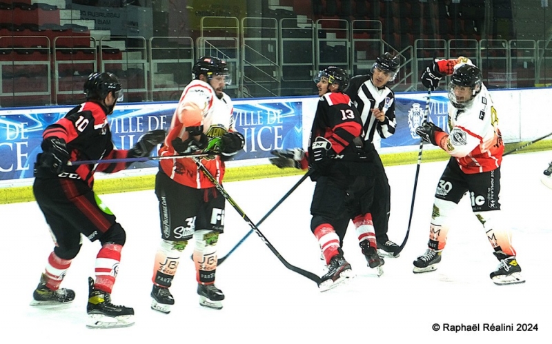 Photo hockey Division 3 - Division 3 : 8me journe : Nice II vs Nimes - les Aigles trop forts pour les Krokos